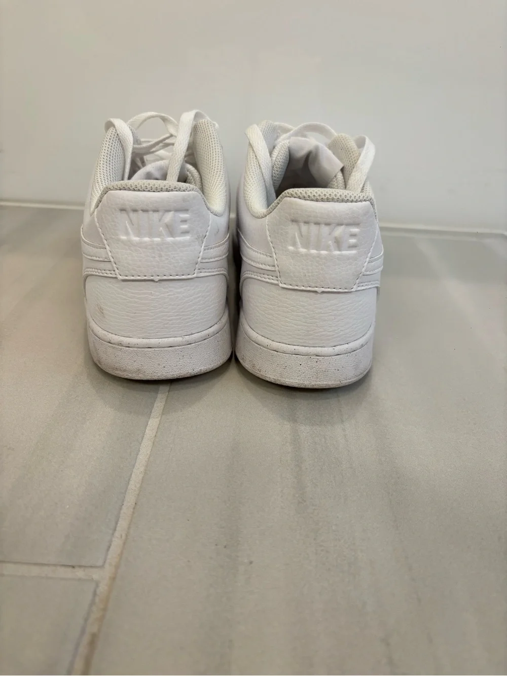 Classic White Mens Nike Sneakers- size 10.5 - court vision